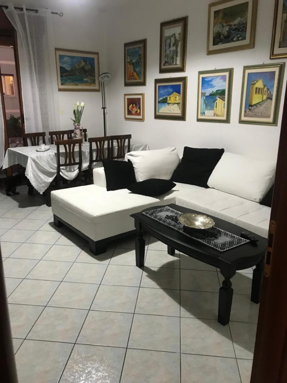 Camere Centro 卡利亚里 外观 照片